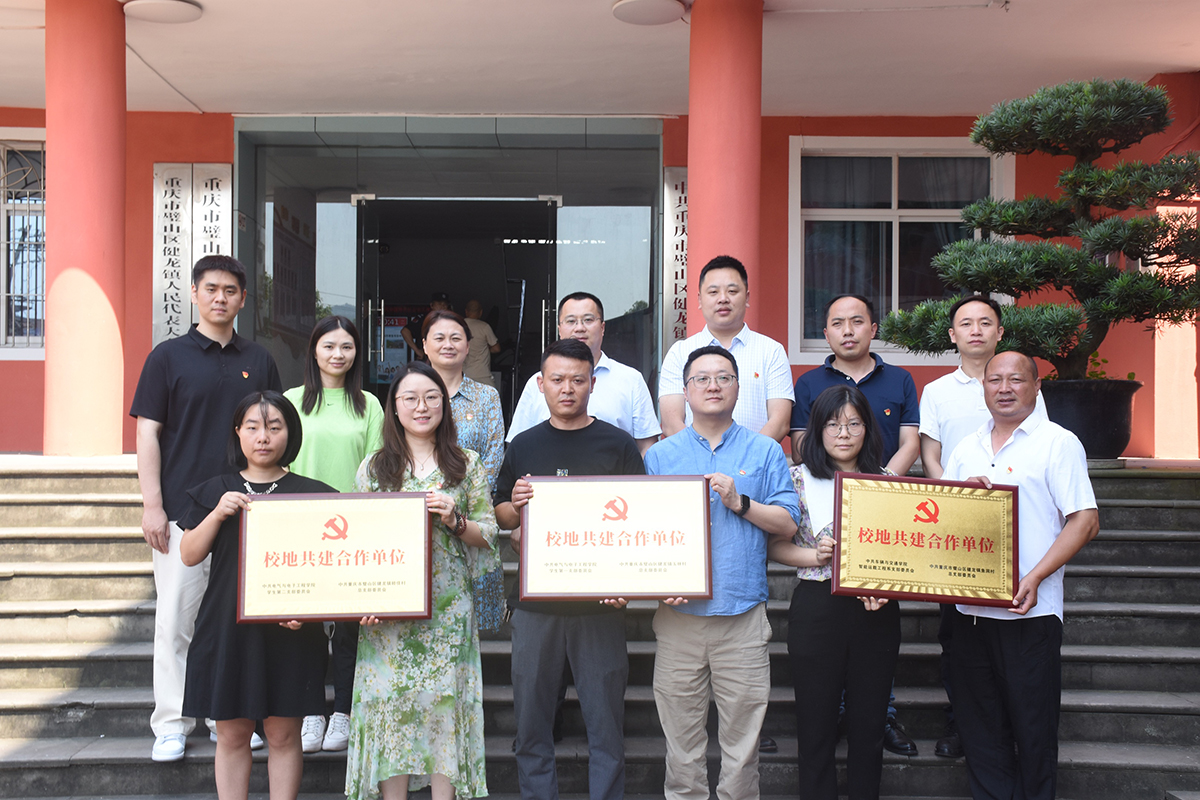 照片1(1) 照片1(1)