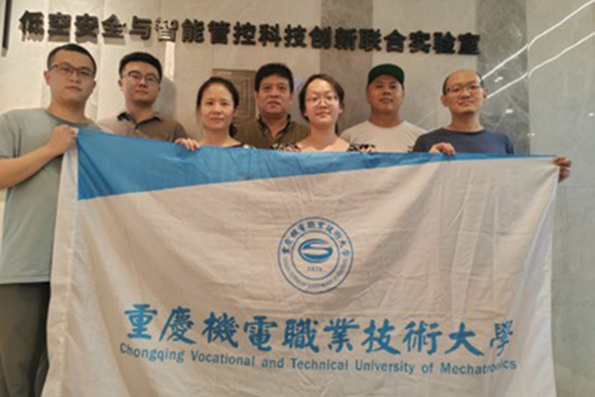 图片1 图片1